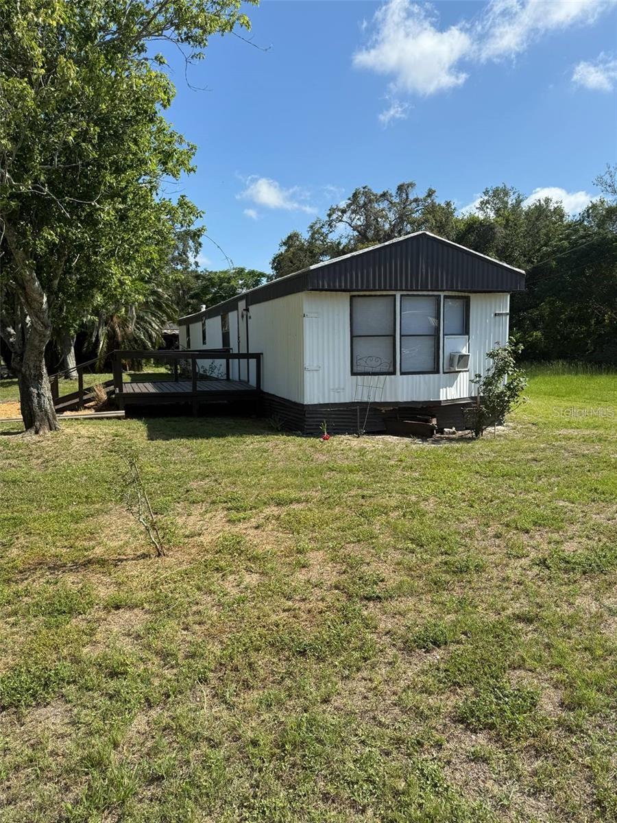 W7881773 Property Photo