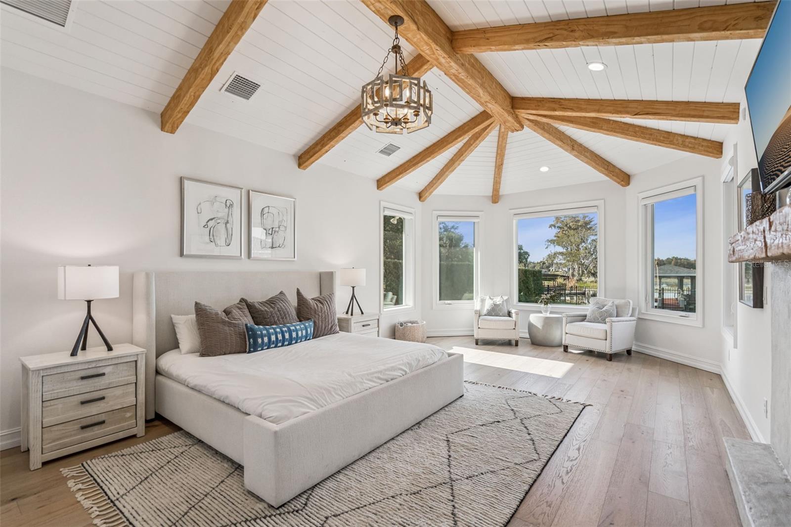 O6370886 Property Photo