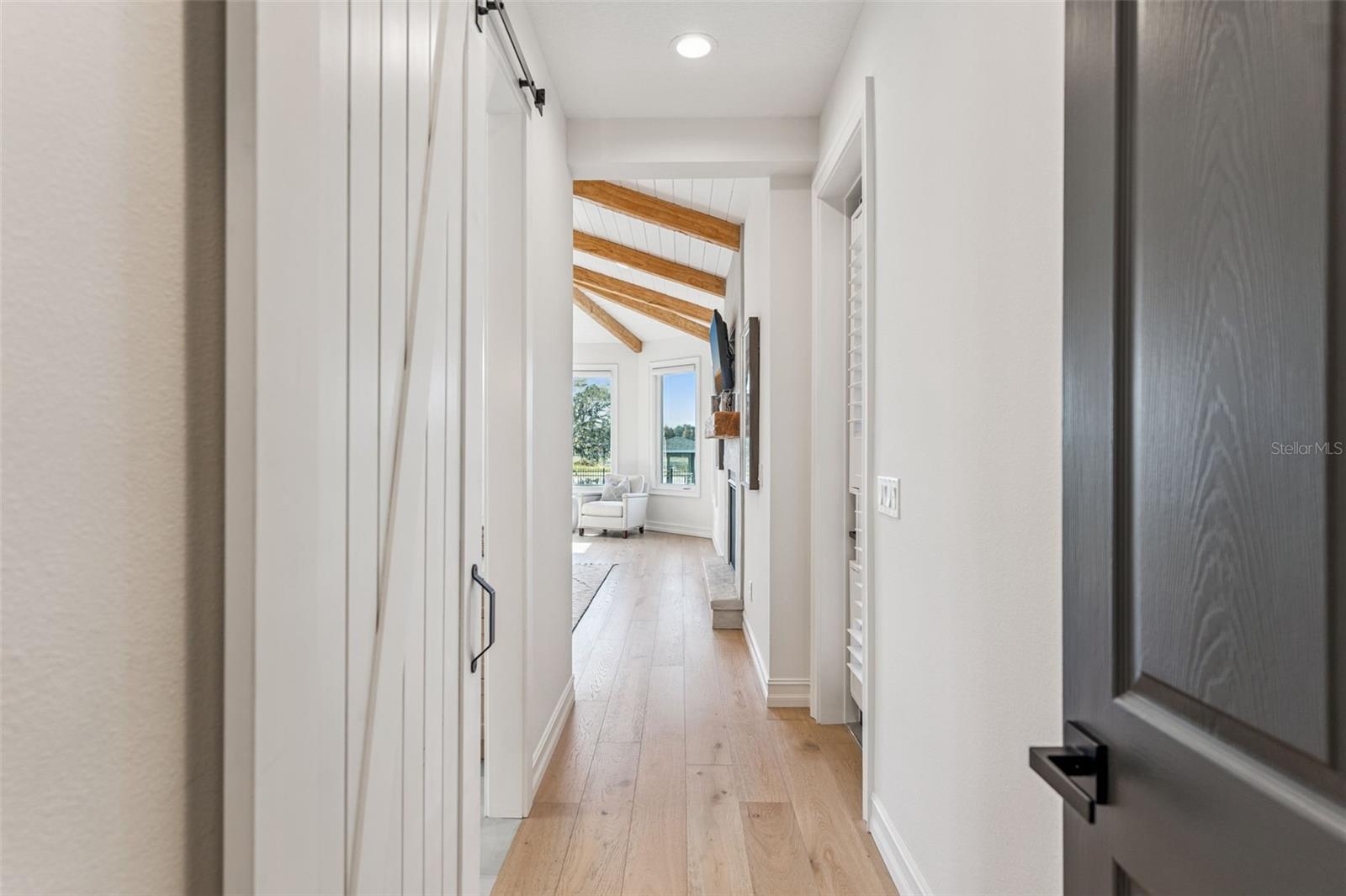 O6370886 Property Photo