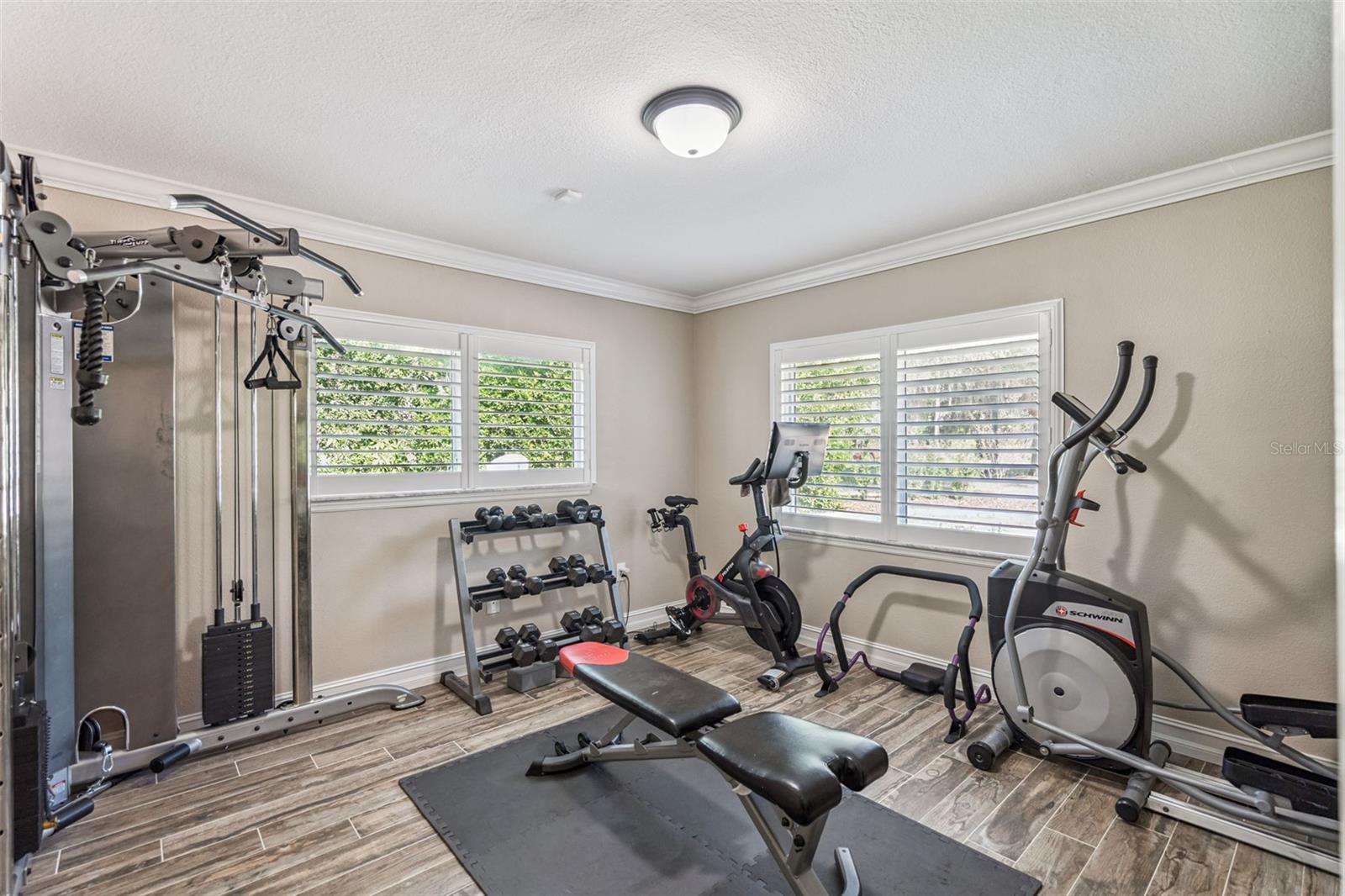 O6370886 Property Photo