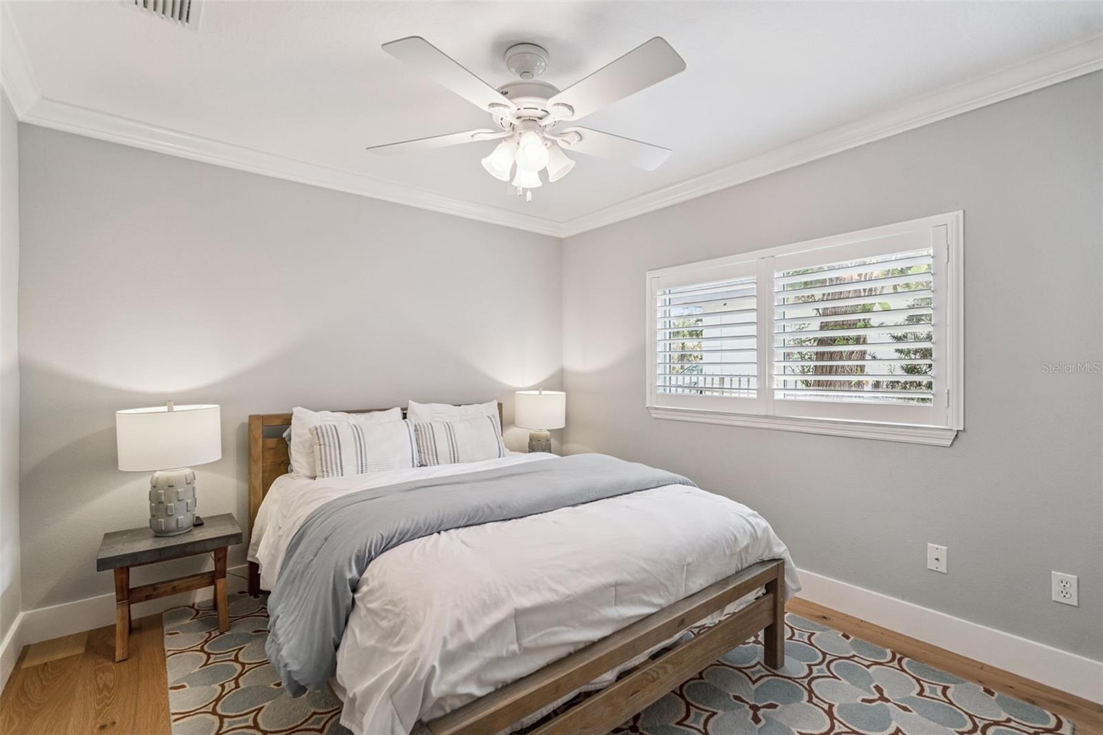 O6370886 Property Photo