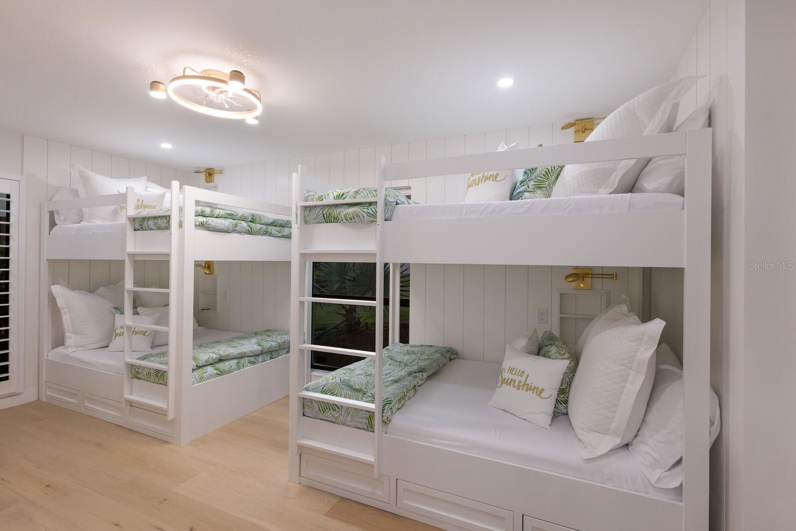 A4676878 Property Photo