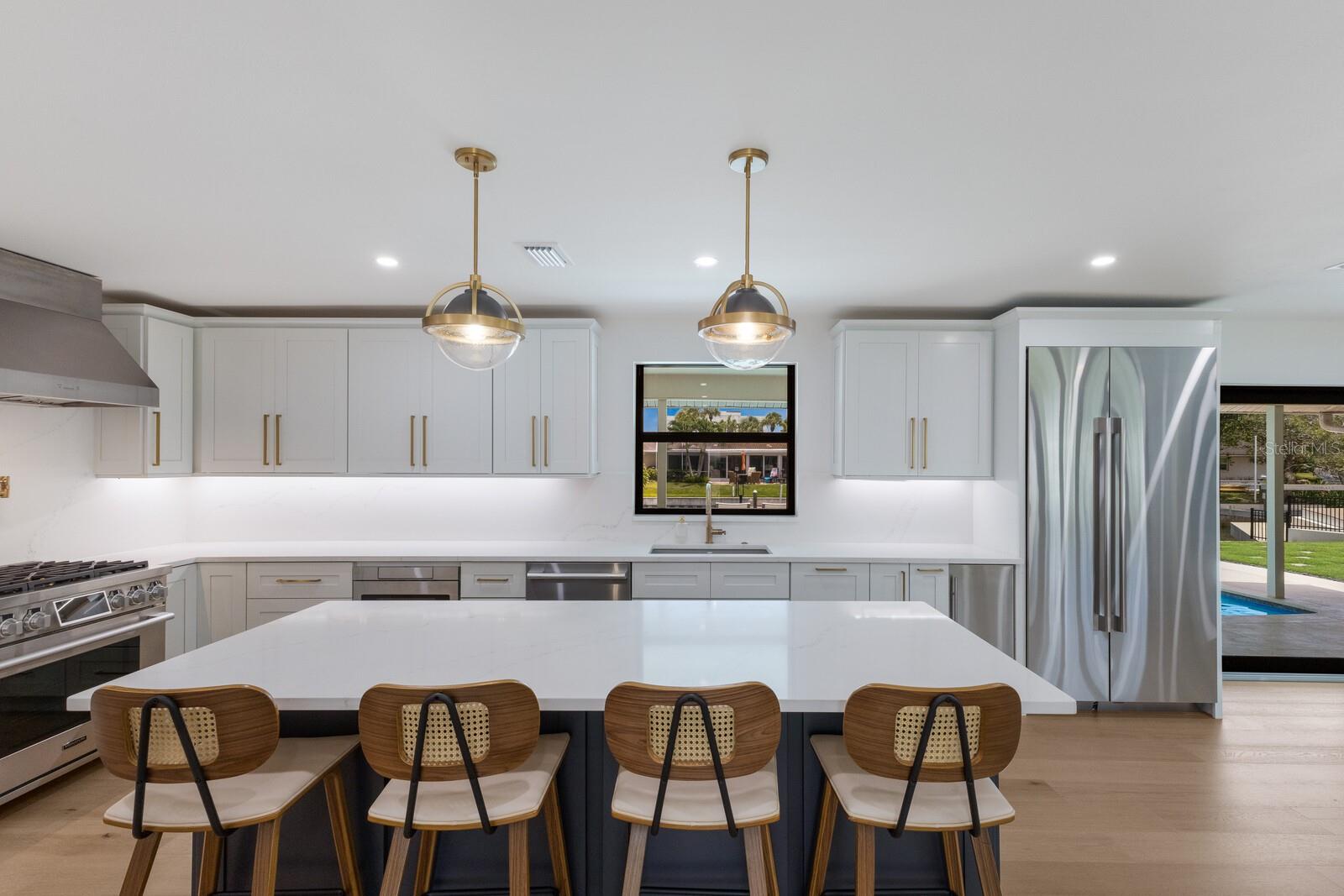 A4676878 Property Photo