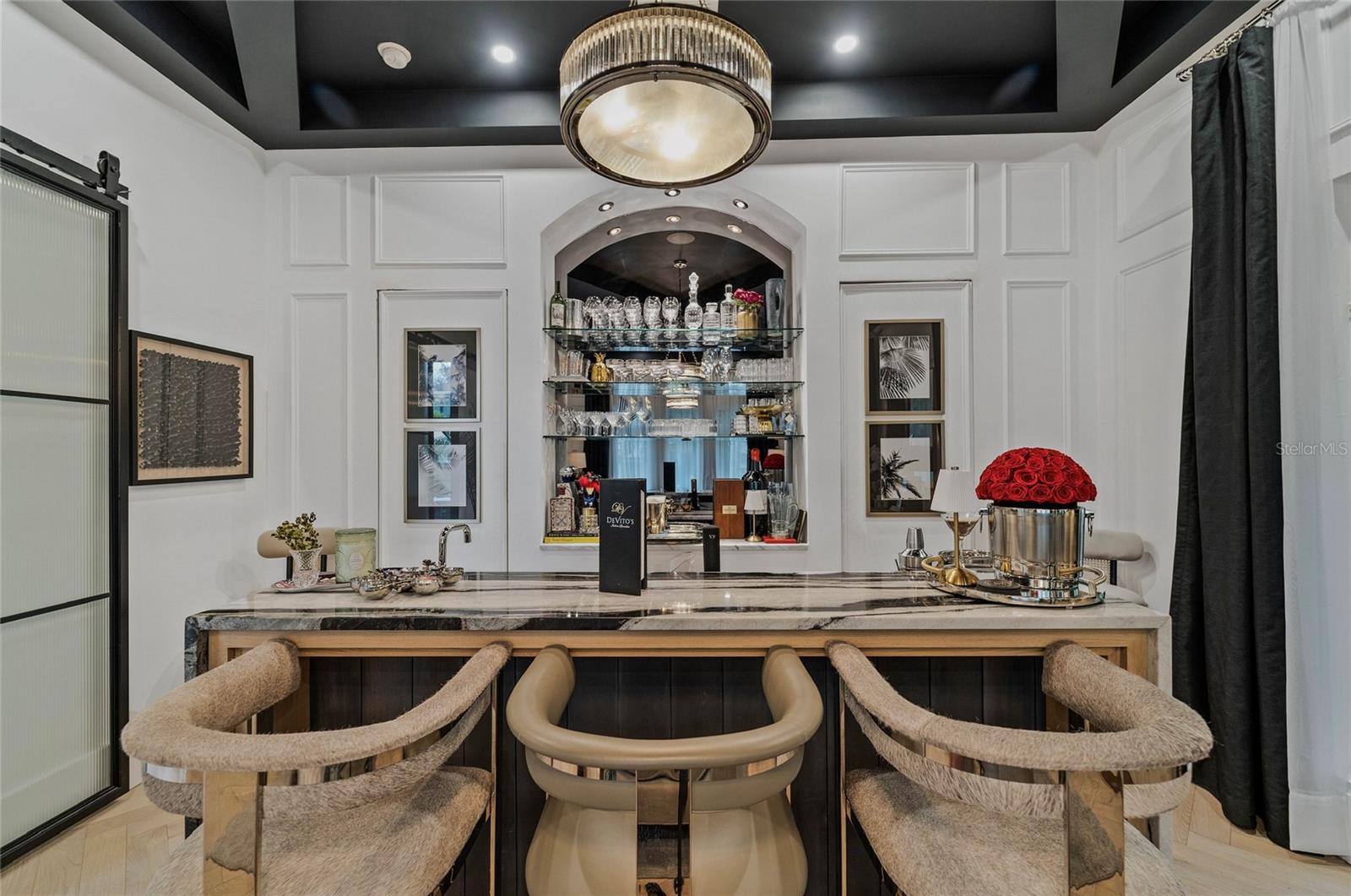 TB8460832 Property Photo