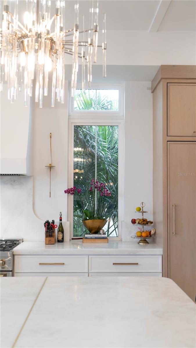 TB8460832 Property Photo