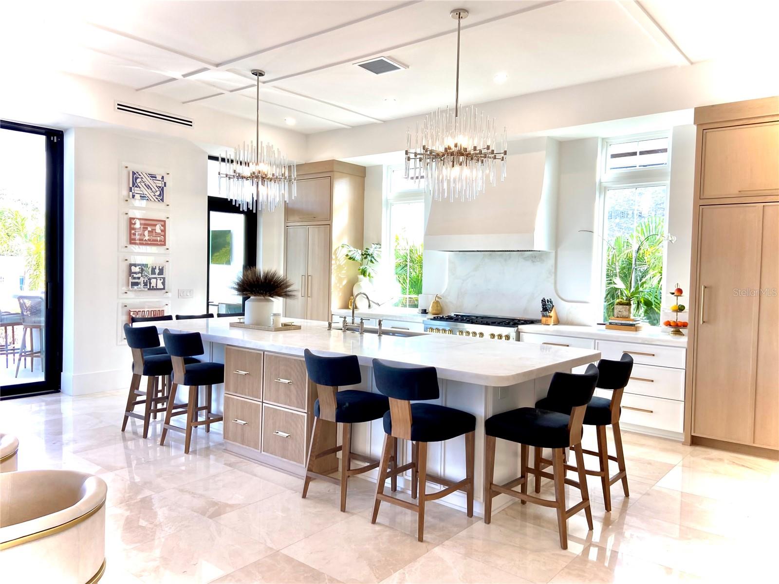 TB8460832 Property Photo