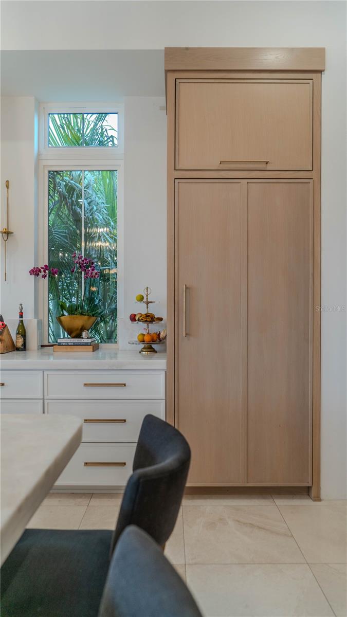 TB8460832 Property Photo