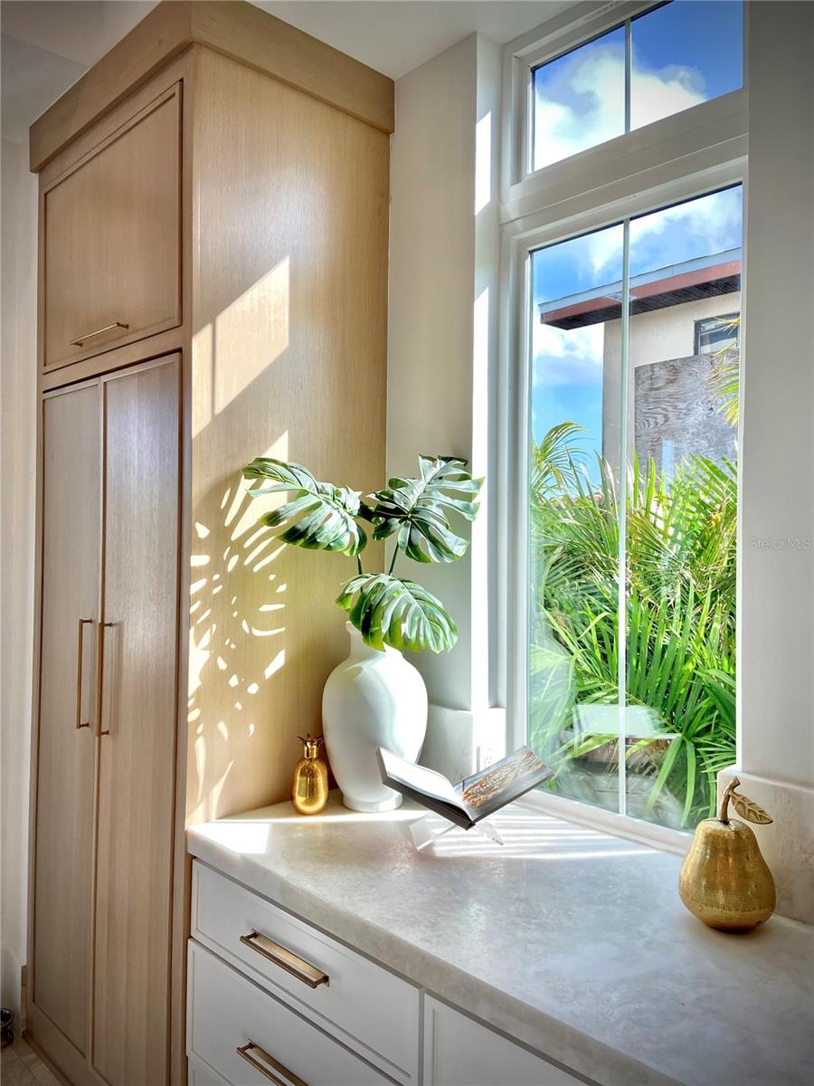 TB8460832 Property Photo