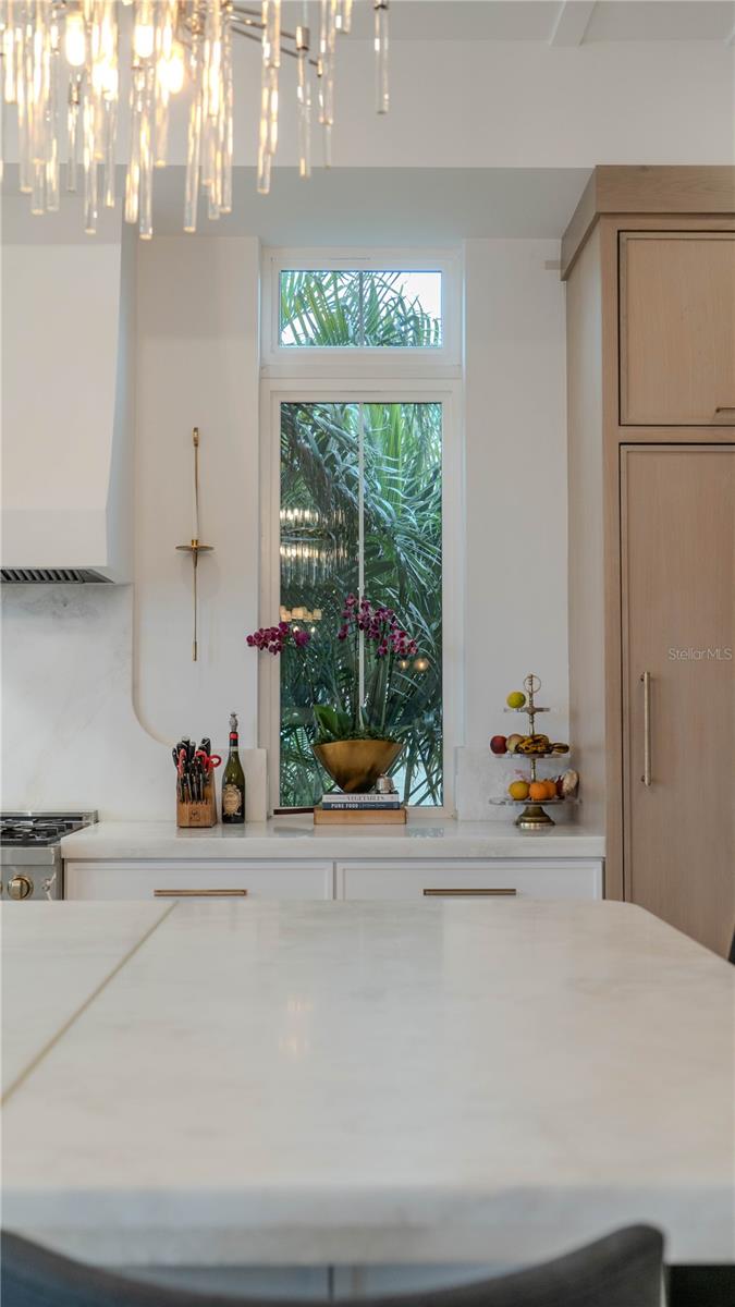 TB8460832 Property Photo