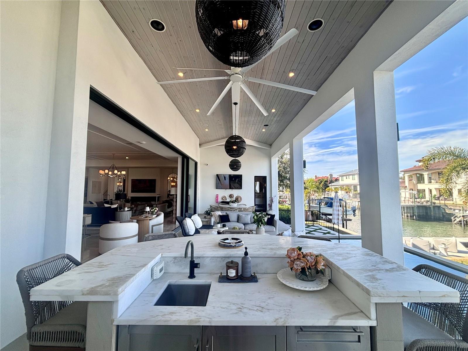 TB8460832 Property Photo