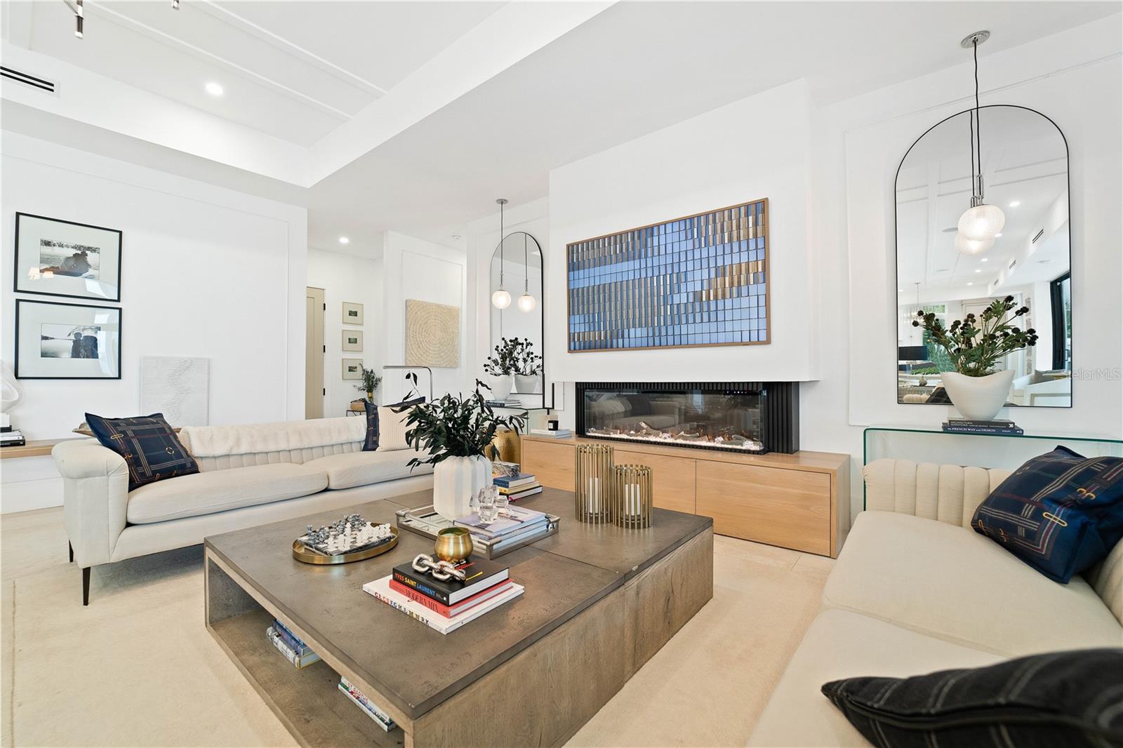 TB8460832 Property Photo