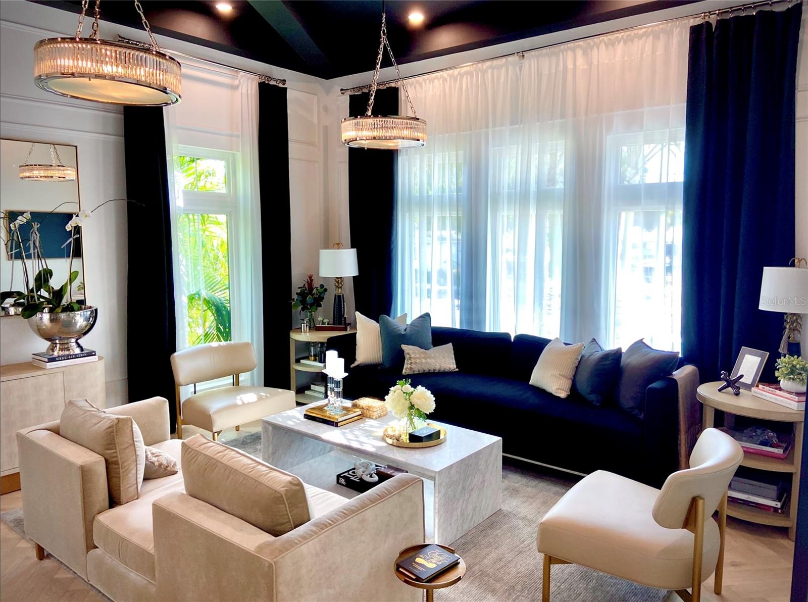 TB8460832 Property Photo