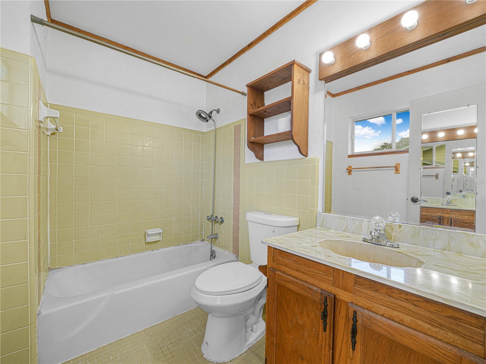 L4958266 Property Photo