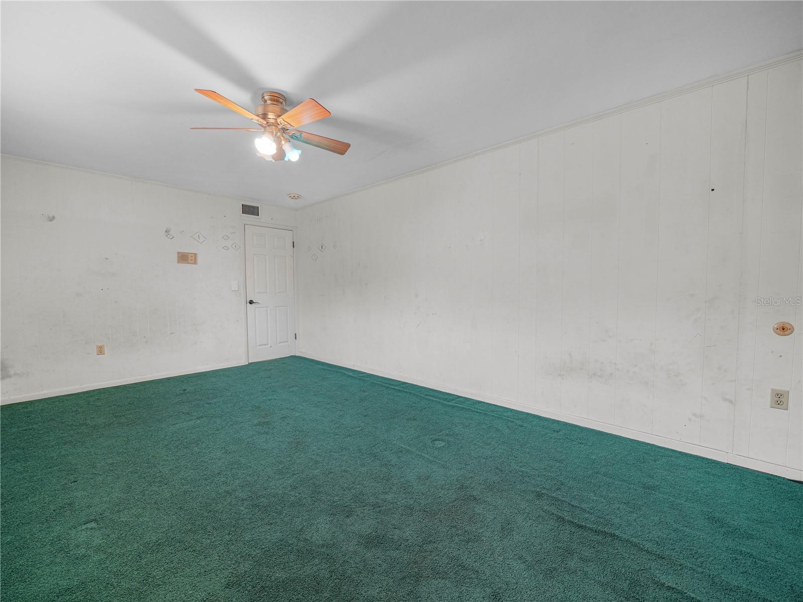 L4958266 Property Photo