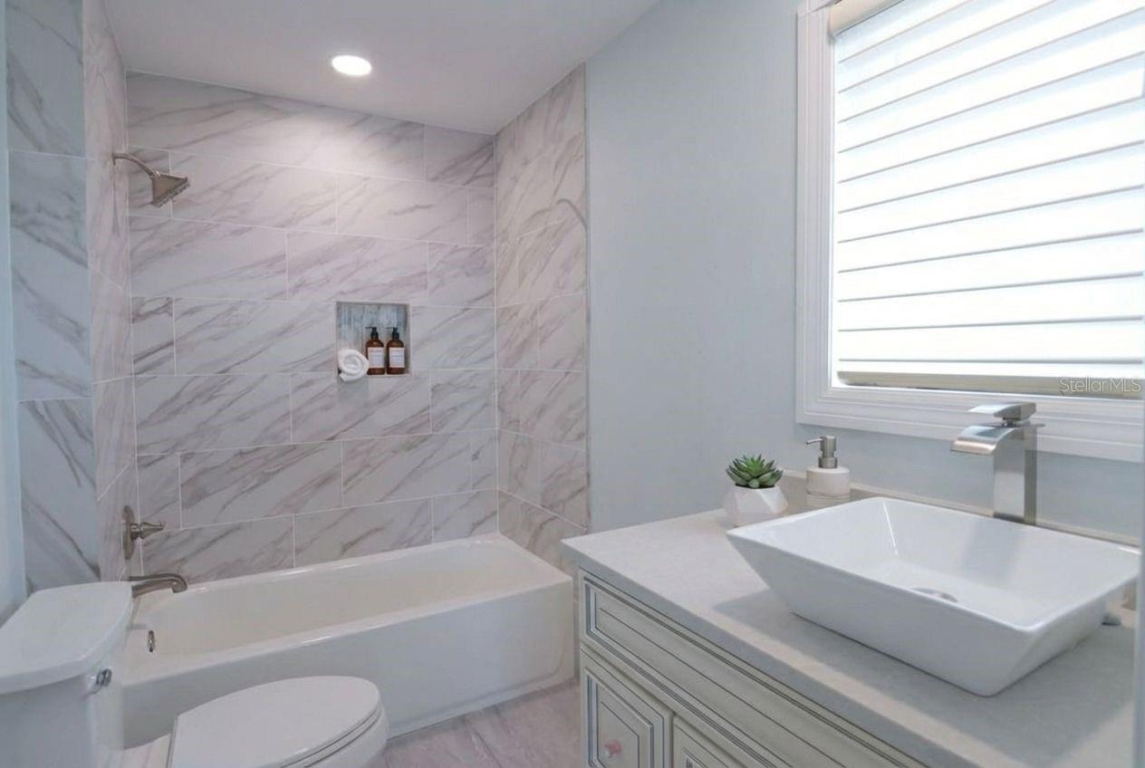 TB8460889 Property Photo