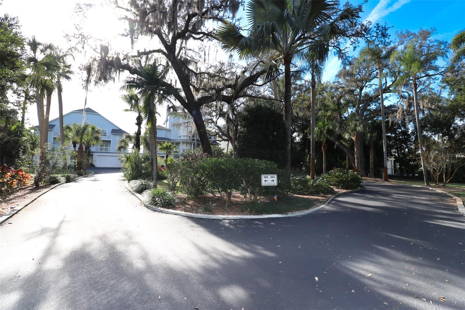 TB8460889 Property Photo