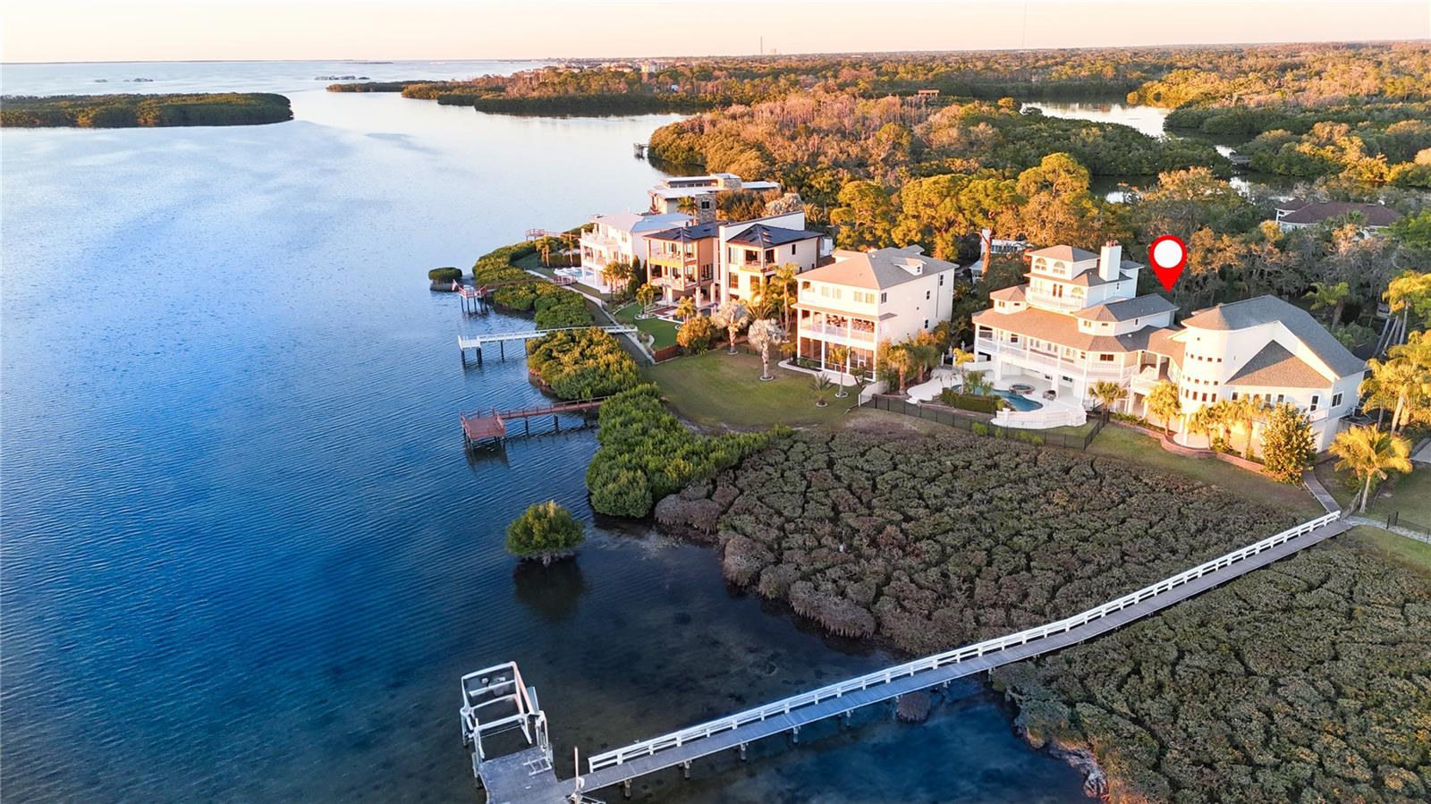 TB8460889 Property Photo