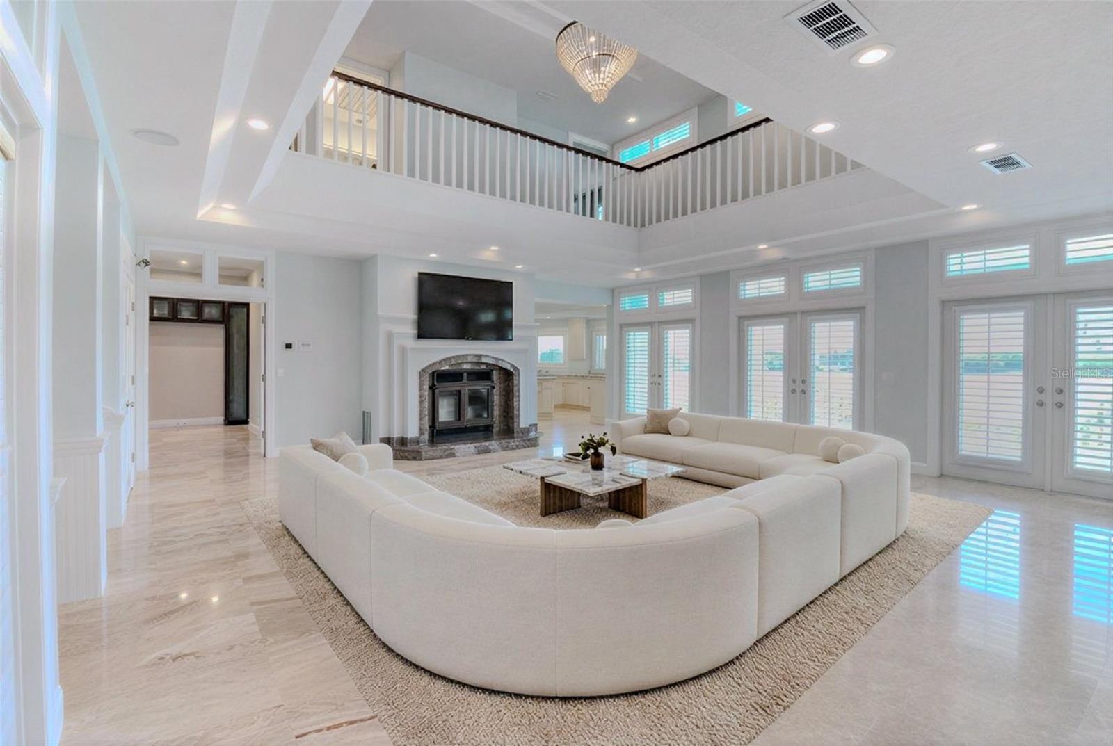 TB8460889 Property Photo