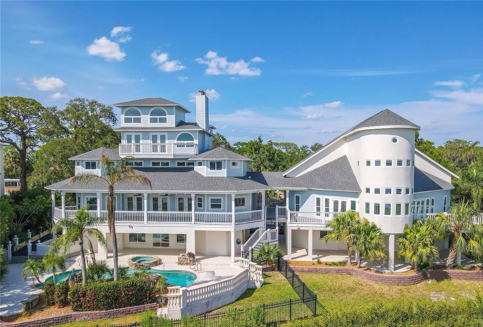 TB8460889 Property Photo