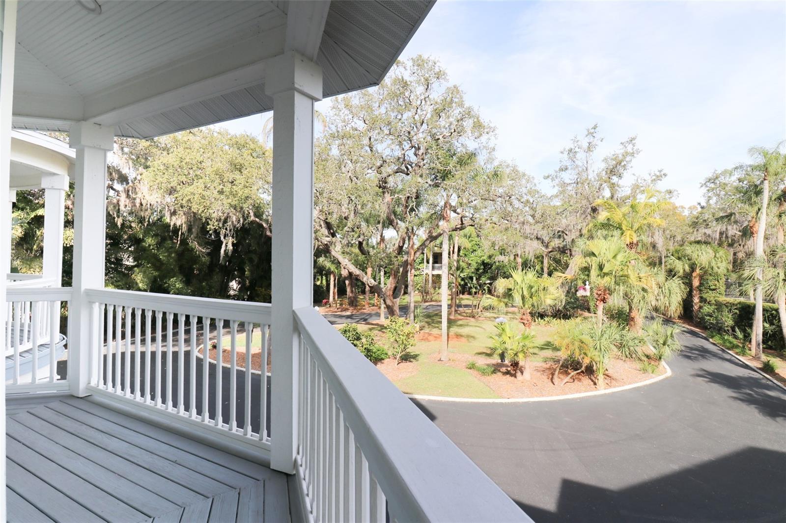 TB8460889 Property Photo