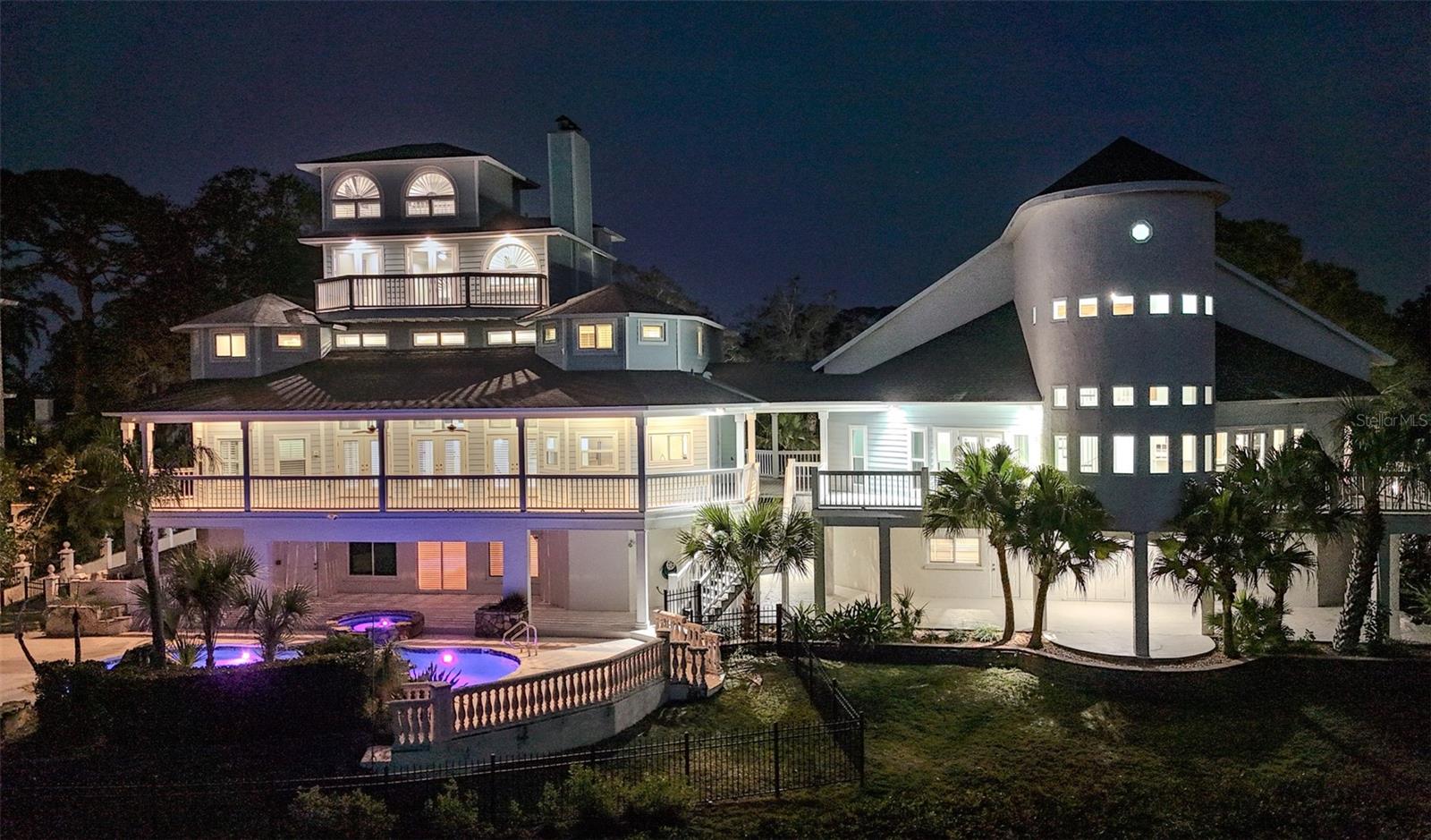 TB8460889 Property Photo