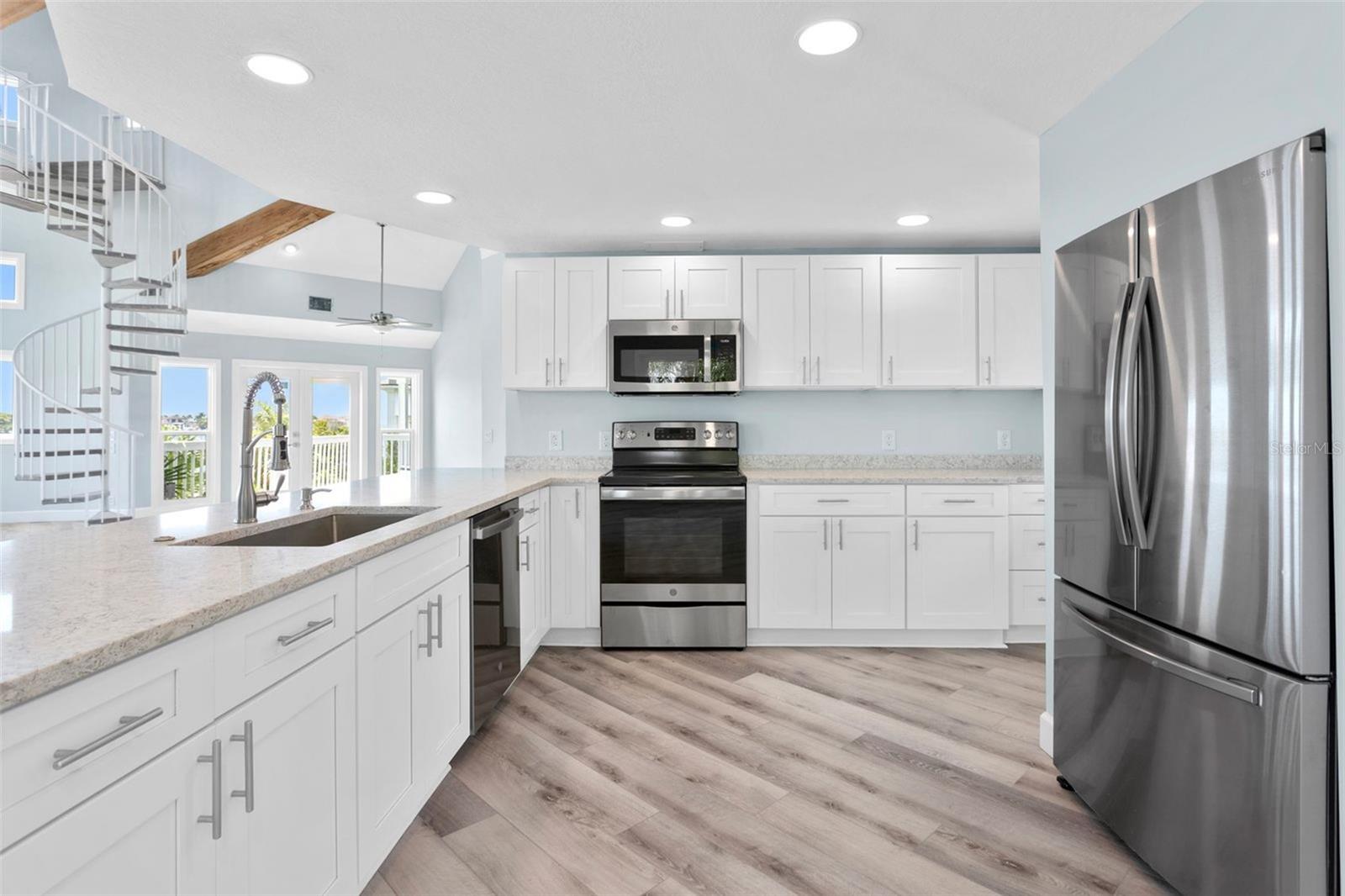 TB8460889 Property Photo