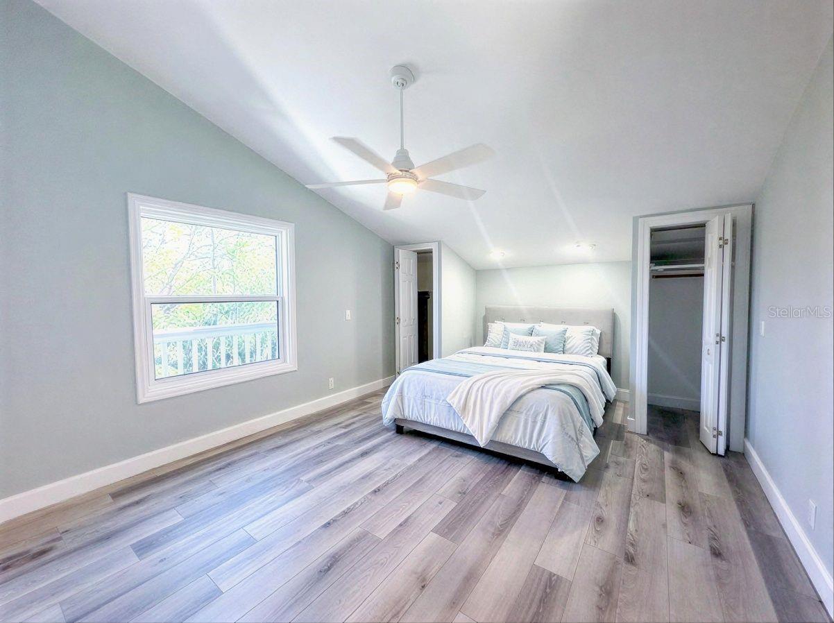 TB8460889 Property Photo