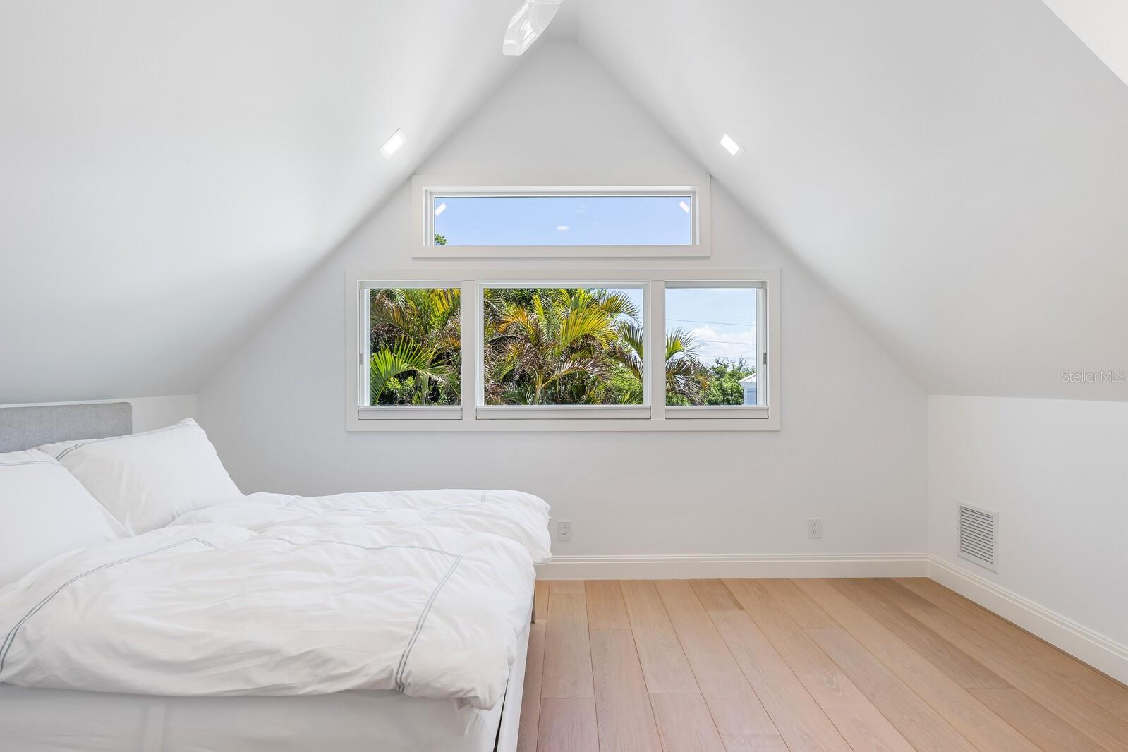 D6145417 Property Photo