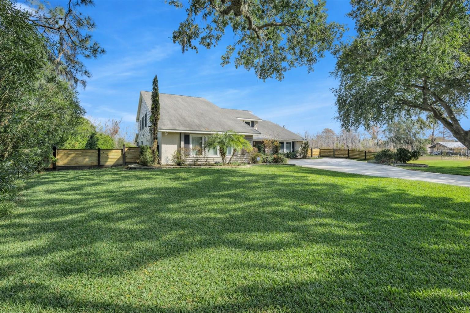 12545 S PUTNEY CT, LEESBURG, FL, 34788