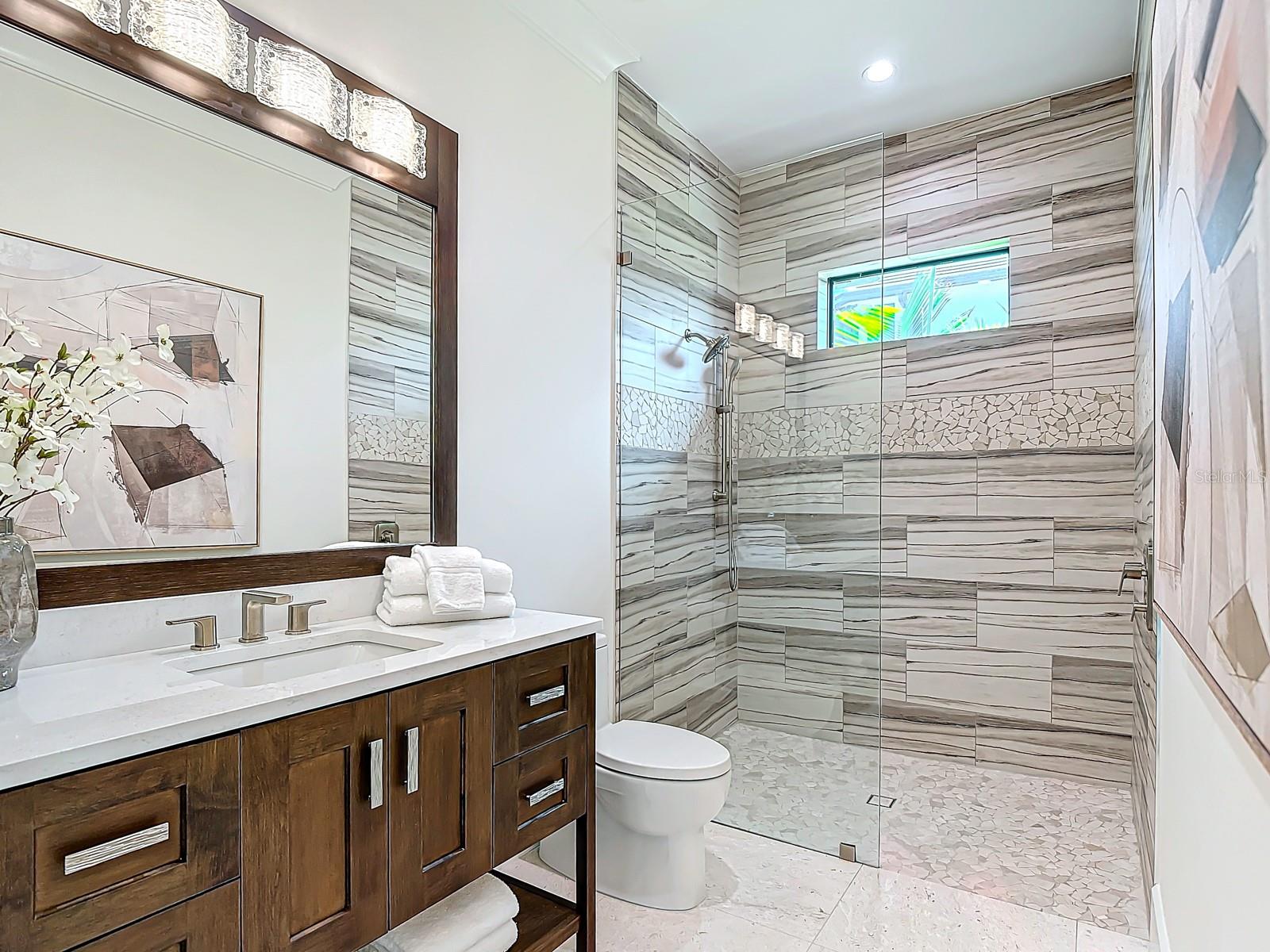 TB8460903 Property Photo