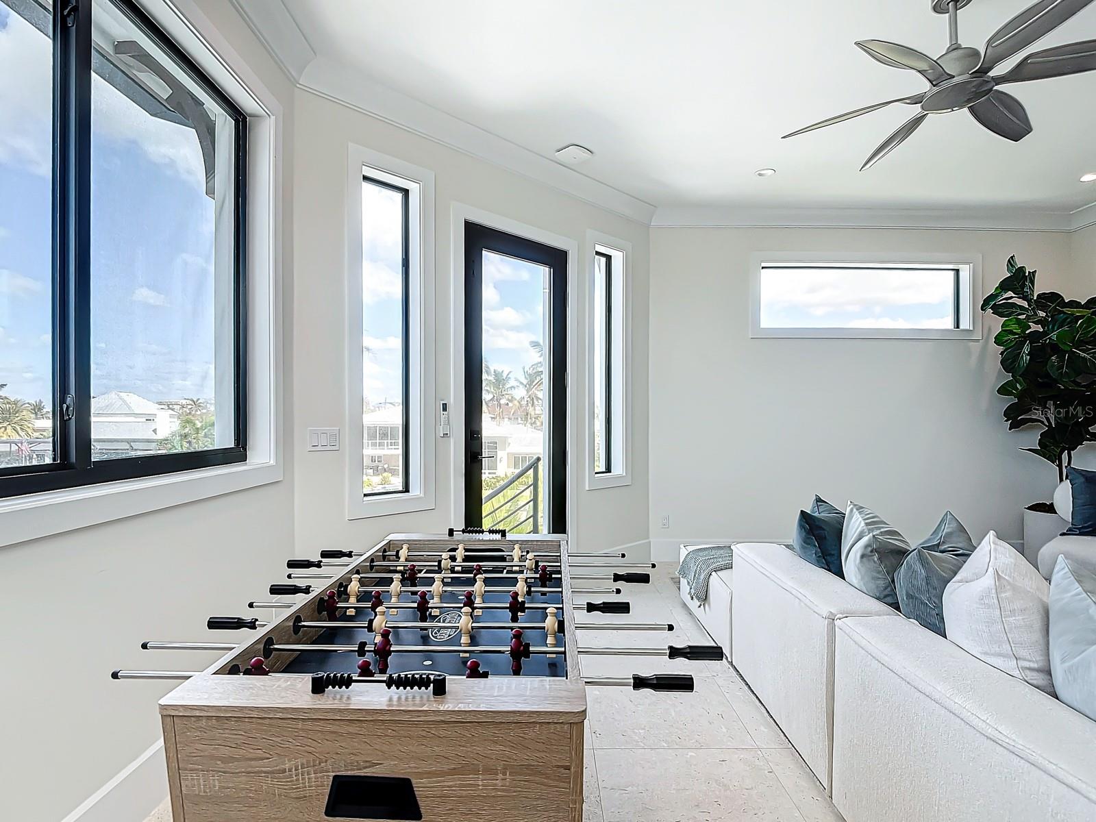 TB8460903 Property Photo