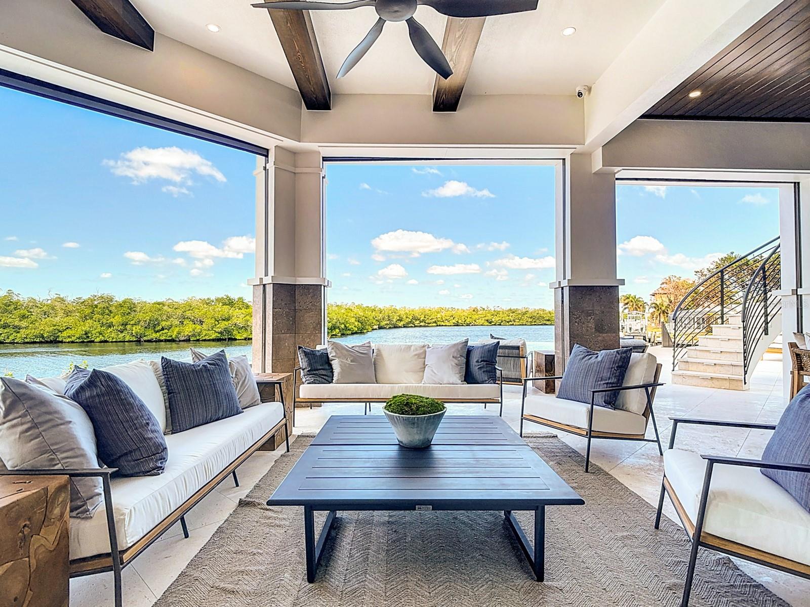 TB8460903 Property Photo