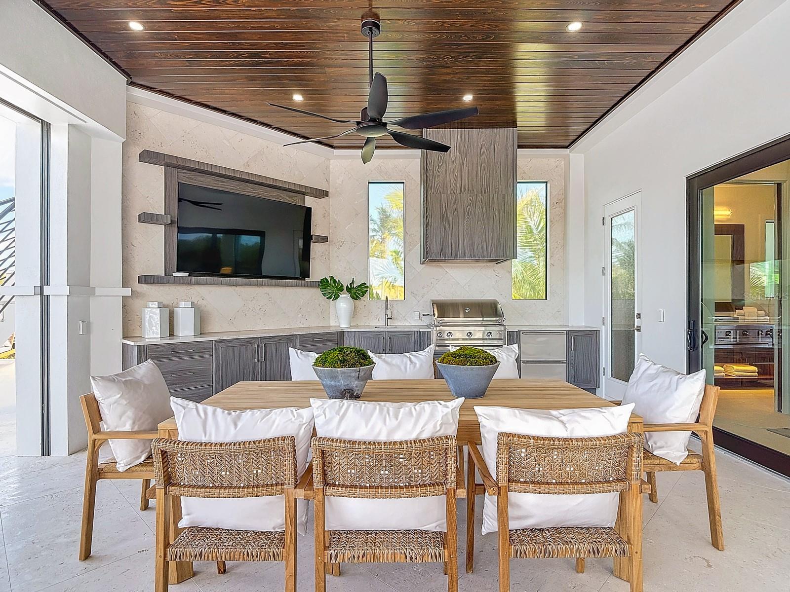 TB8460903 Property Photo