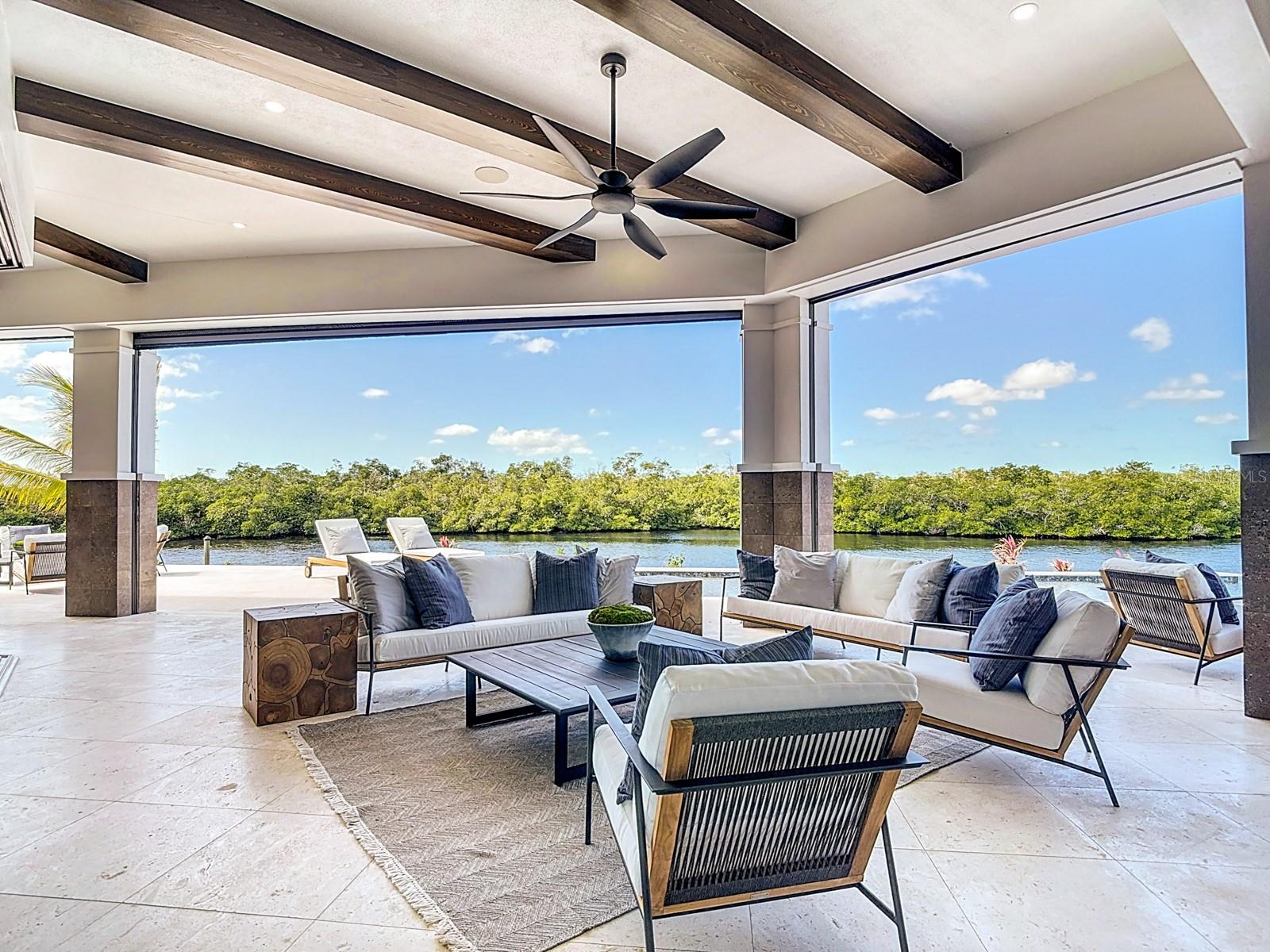 TB8460903 Property Photo