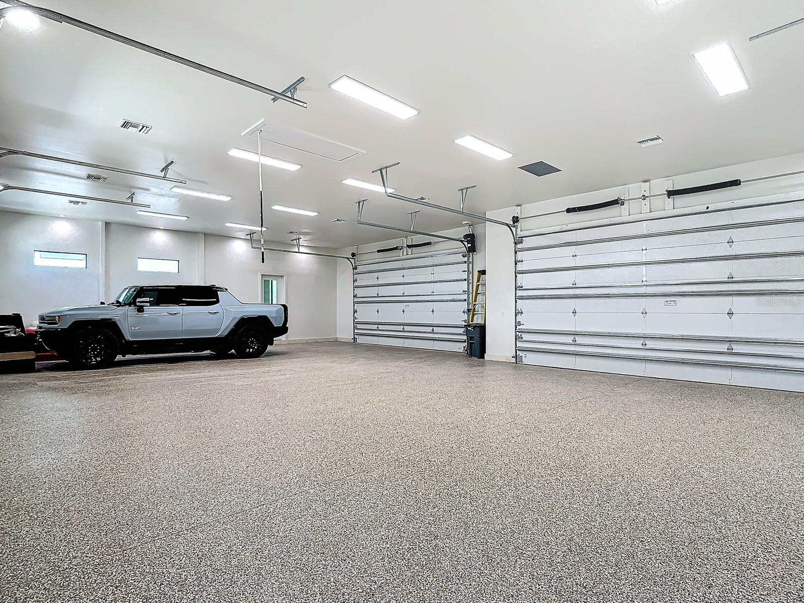 TB8460903 Property Photo