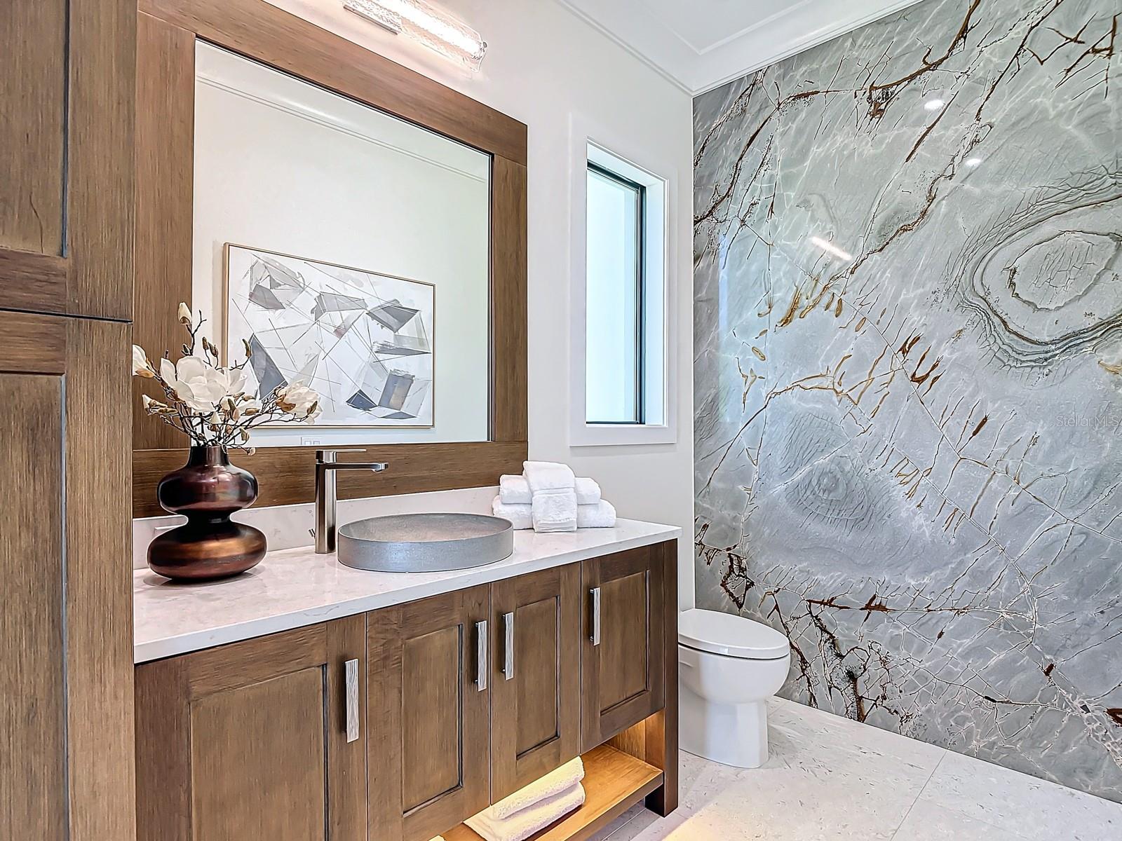 TB8460903 Property Photo