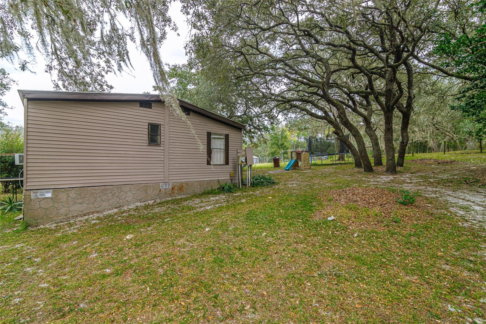 O6370977 Property Photo