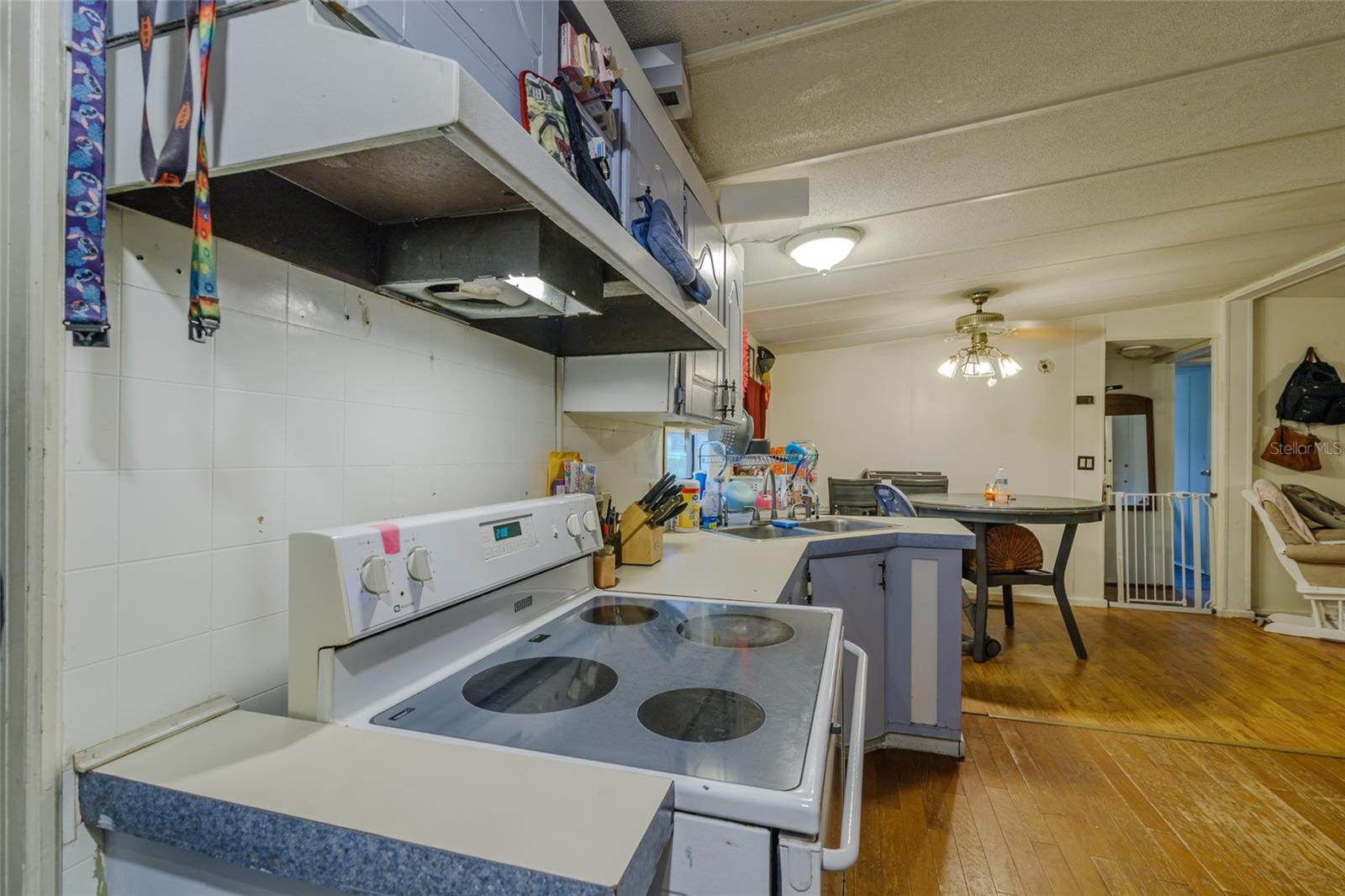 O6370977 Property Photo