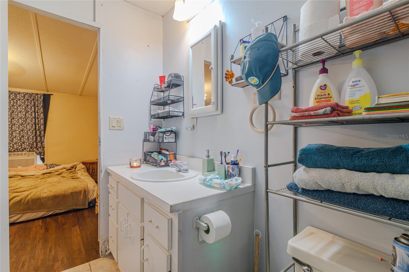 O6370977 Property Photo