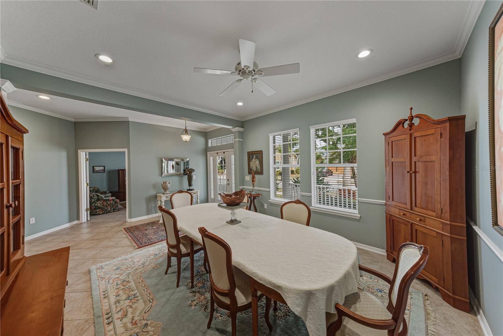 Flex room can be used for den or office