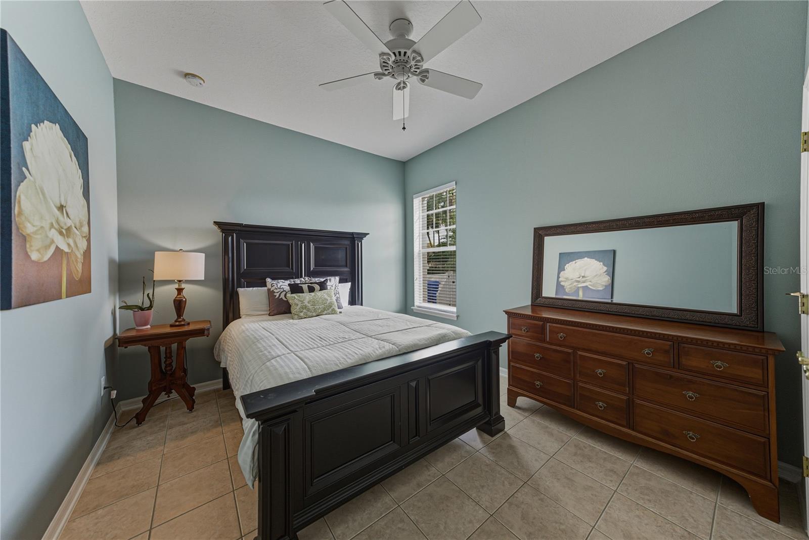 Secondary bedroom with shared bathroom