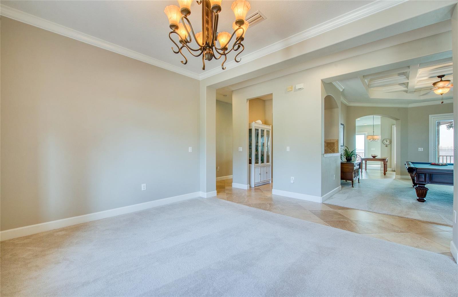 TB8460952 Property Photo