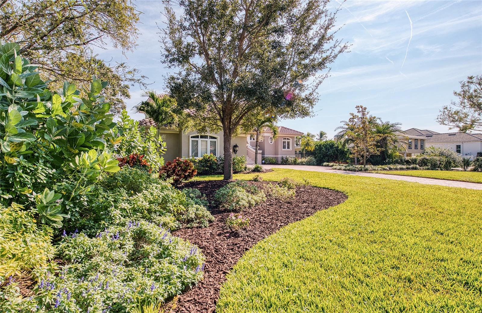 TB8460952 Property Photo