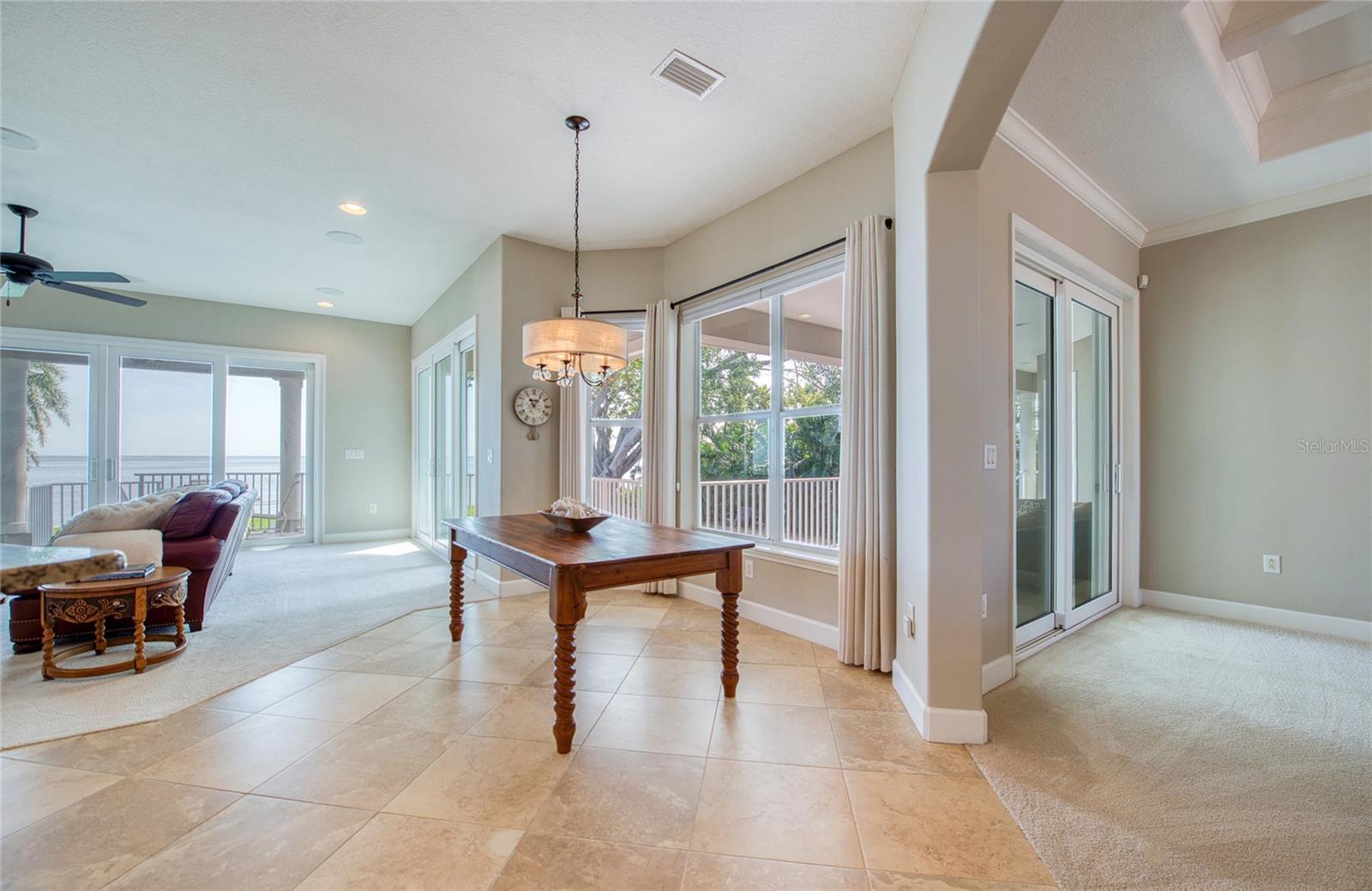 TB8460952 Property Photo