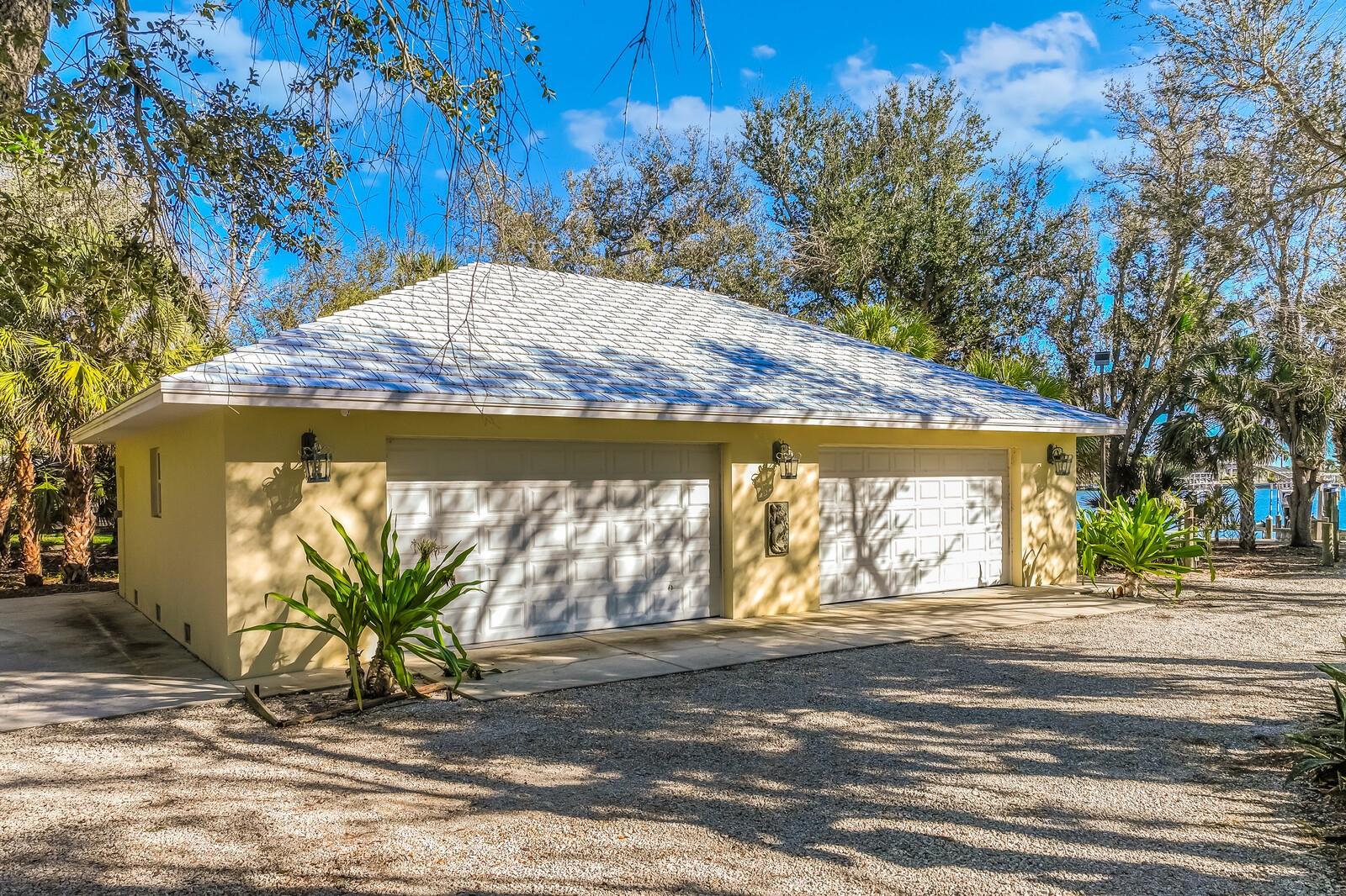 D6145424 Property Photo