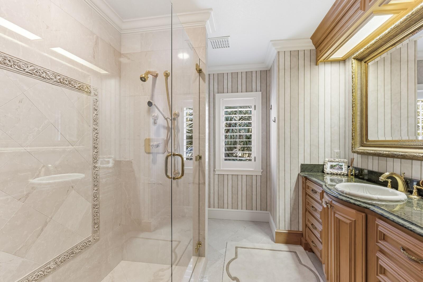 D6145424 Property Photo