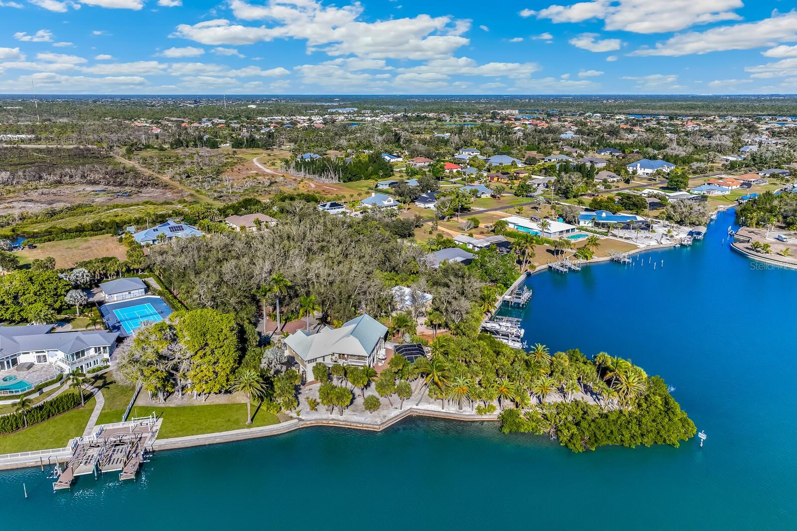 D6145424 Property Photo