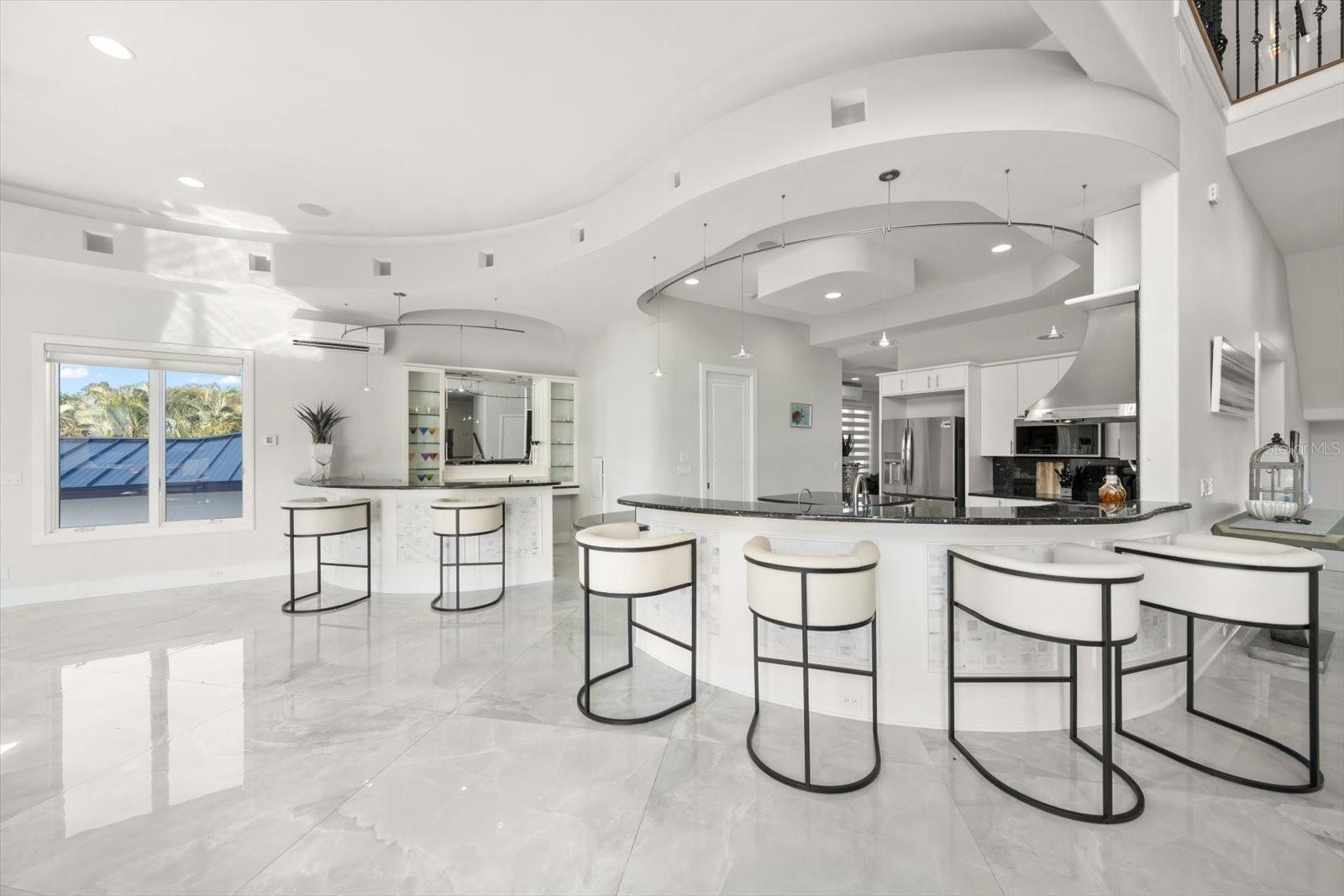 TB8460969 Property Photo