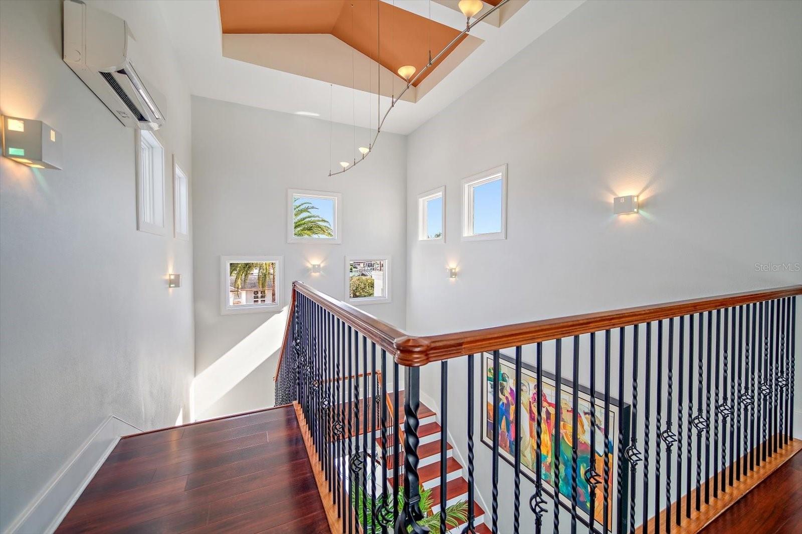 TB8460969 Property Photo