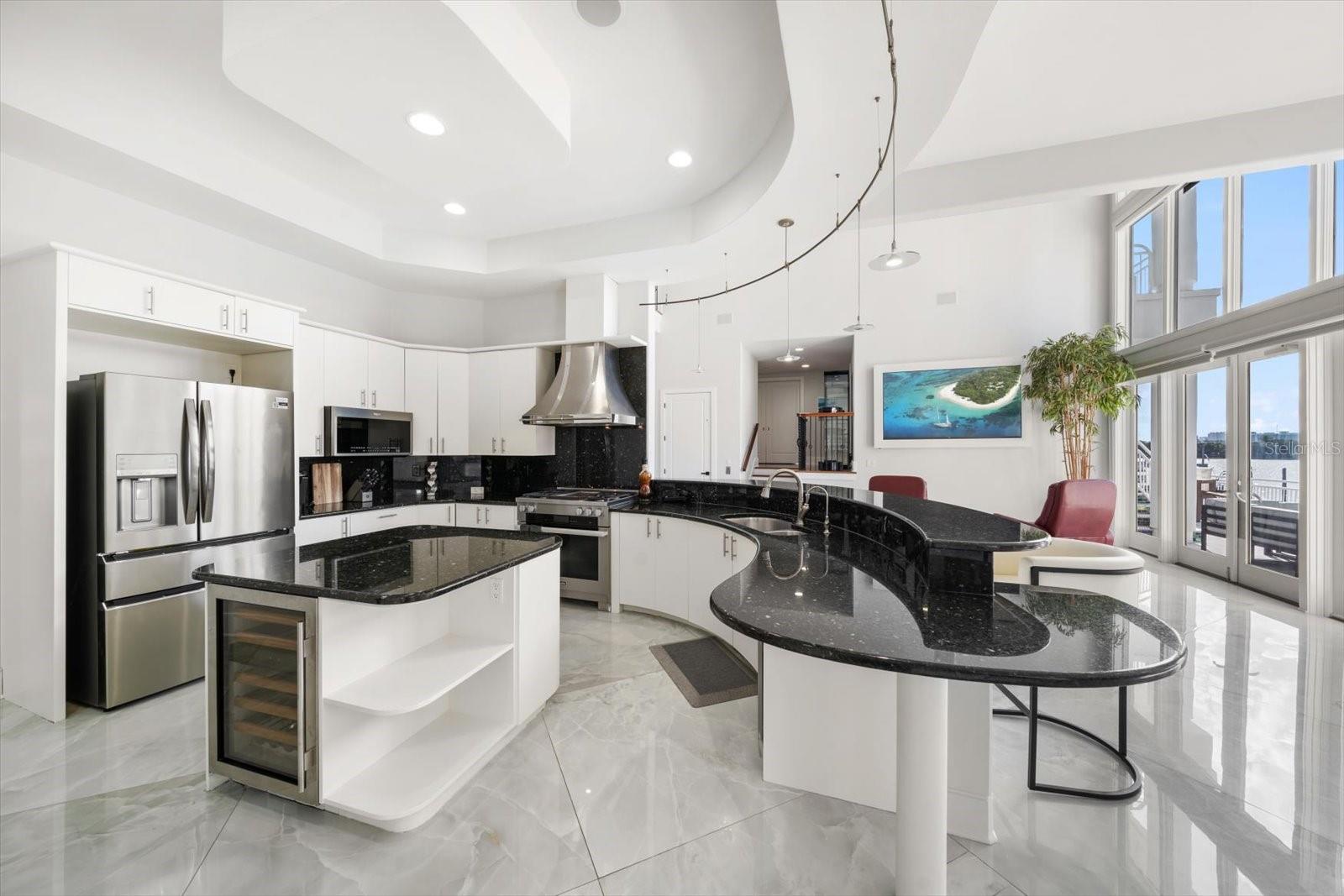 TB8460969 Property Photo